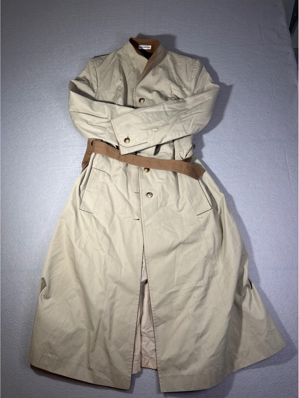 Women’s Classic Beige Trench Coat with Belt